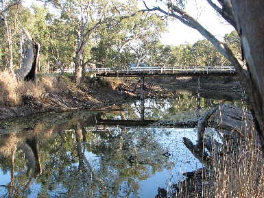 Wimmera River Bridge; photo courtesy of scottmoto 16