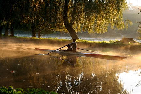 Steaming morning row