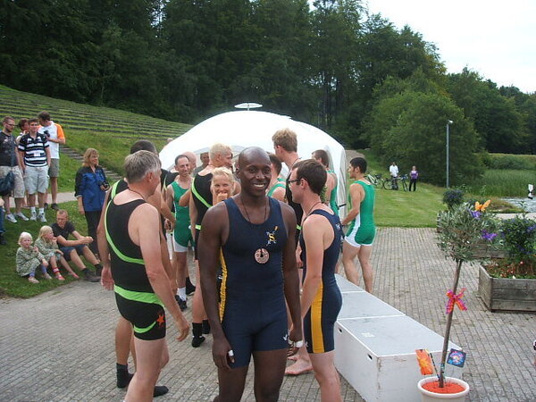 OG2009_outriggersprint_12.jpg